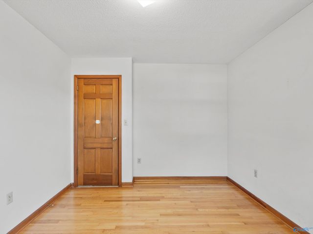 2501 College Street SE, Decatur, AL 35601