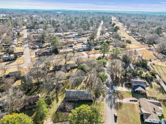 2501 College Street SE, Decatur, AL 35601