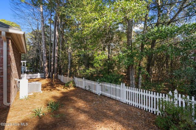 7816 Cypress Island Drive, Wilmington, NC 28412
