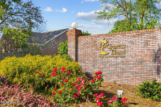 7816 Cypress Island Drive, Wilmington, NC 28412