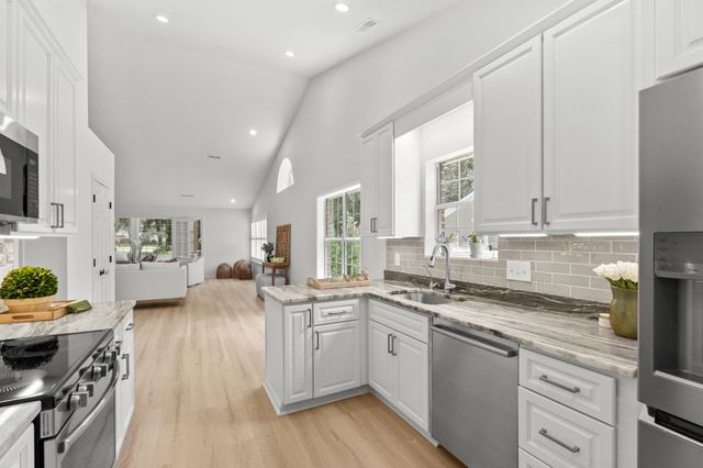 168 Mackinley Circle, Pawleys Island, SC 29585