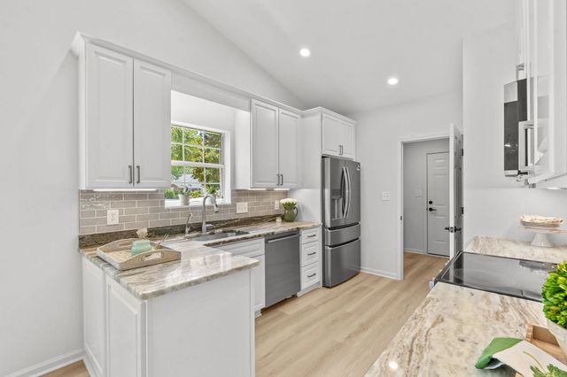 168 Mackinley Circle, Pawleys Island, SC 29585