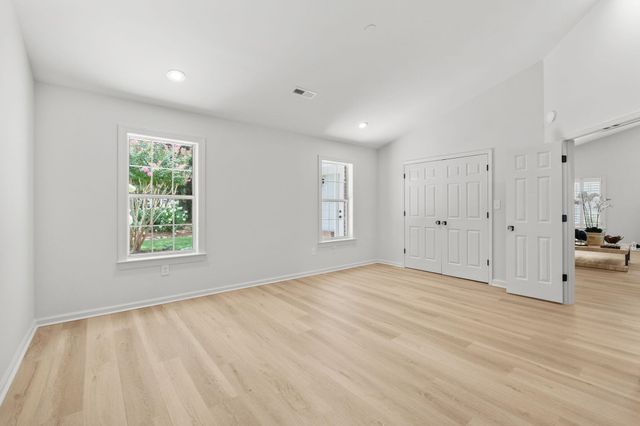 168 Mackinley Circle, Pawleys Island, SC 29585