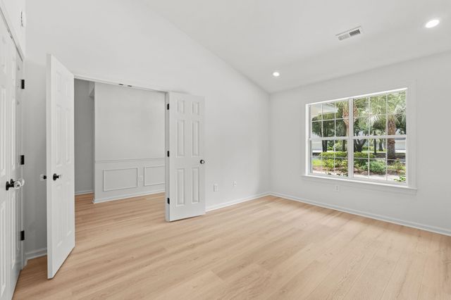 168 Mackinley Circle, Pawleys Island, SC 29585