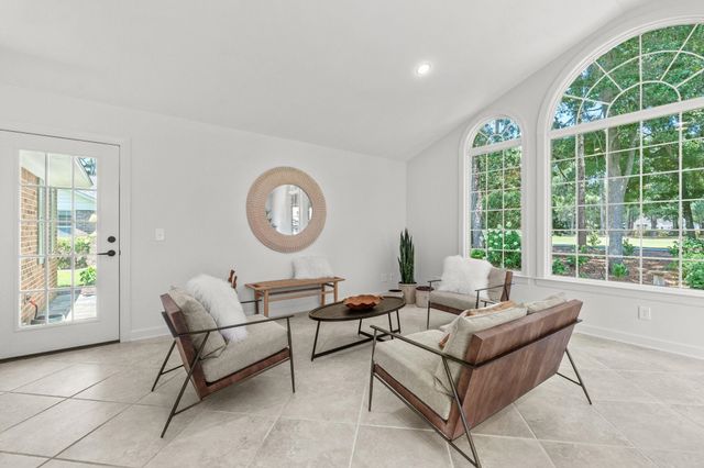 168 Mackinley Circle, Pawleys Island, SC 29585