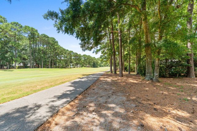 168 Mackinley Circle, Pawleys Island, SC 29585