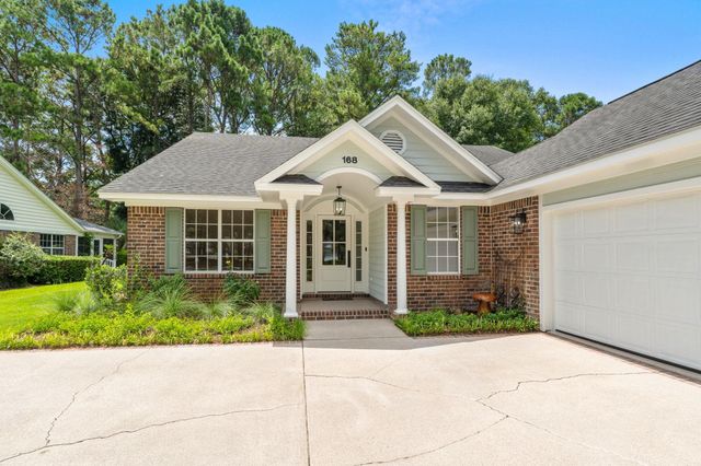 168 Mackinley Circle, Pawleys Island, SC 29585