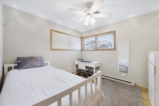 878 S Parkside Avenue, Elmhurst, IL 60126