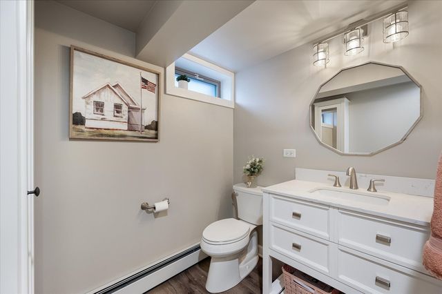 878 S Parkside Avenue, Elmhurst, IL 60126