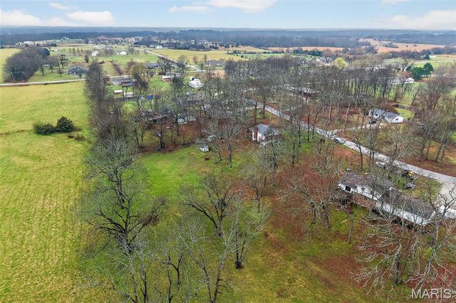 19536 Echo Road, Phillipsburg, MO 65722