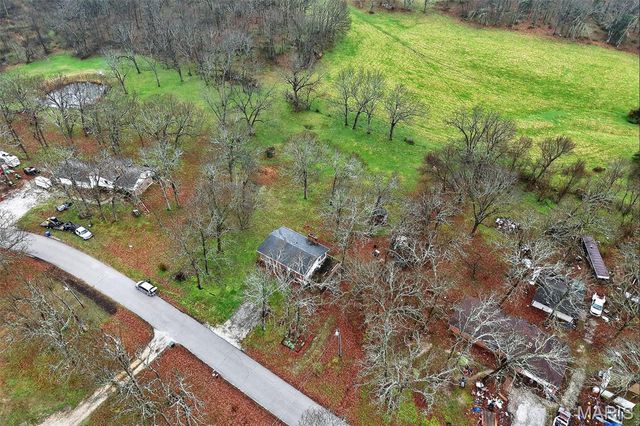 19536 Echo Road, Phillipsburg, MO 65722