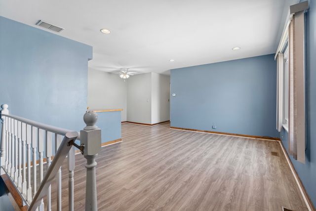 1220 Cove Drive 224D, Prospect Heights, IL 60070