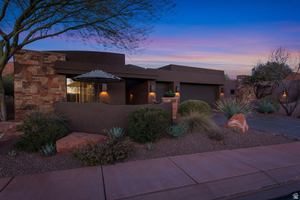 Image 2 of property listing at 2405 W ENTRADA TRL #78, St. George, UT 84770