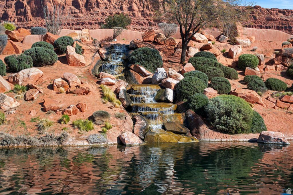 Image 39 of property listing at 2405 W ENTRADA TRL #78, St. George, UT 84770