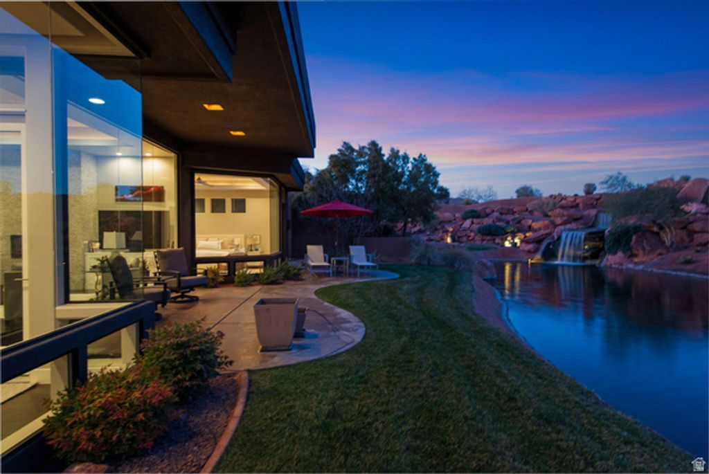 Image 41 of property listing at 2405 W ENTRADA TRL #78, St. George, UT 84770