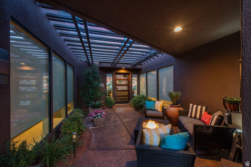 Image 7 of property listing at 2405 W ENTRADA TRL #78, St. George, UT 84770