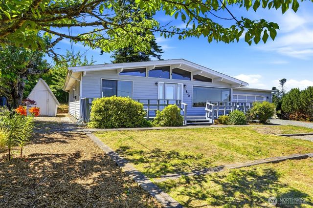 1838 Edgewood Drive, Camano Island, WA 98282