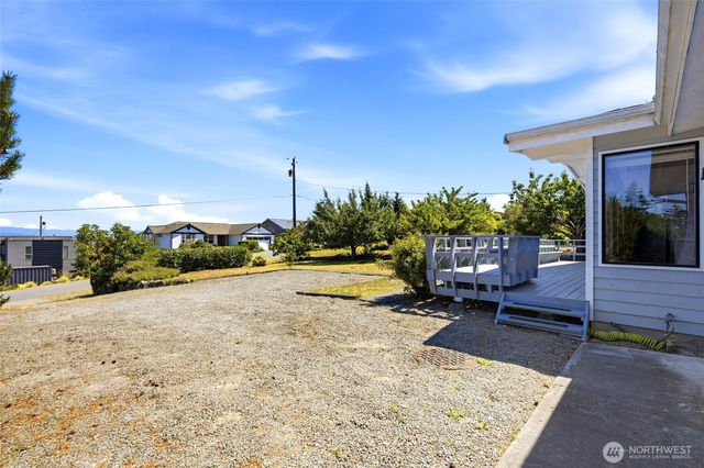1838 Edgewood Drive, Camano Island, WA 98282