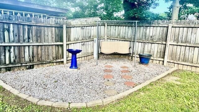 240 N BROADVIEW CT, Columbia, MO 65201