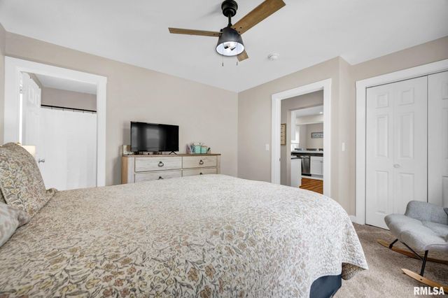 715 E CHATHAM Street, Metamora, IL 61548