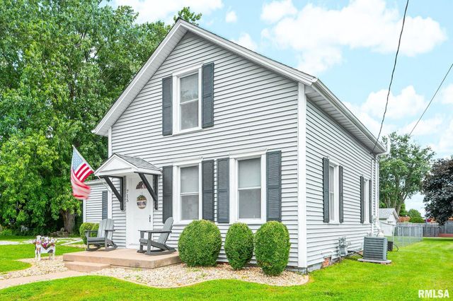 715 E CHATHAM Street, Metamora, IL 61548