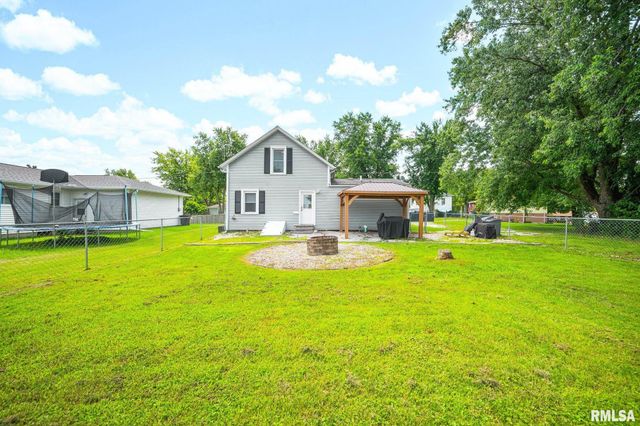 715 E CHATHAM Street, Metamora, IL 61548