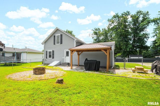 715 E CHATHAM Street, Metamora, IL 61548