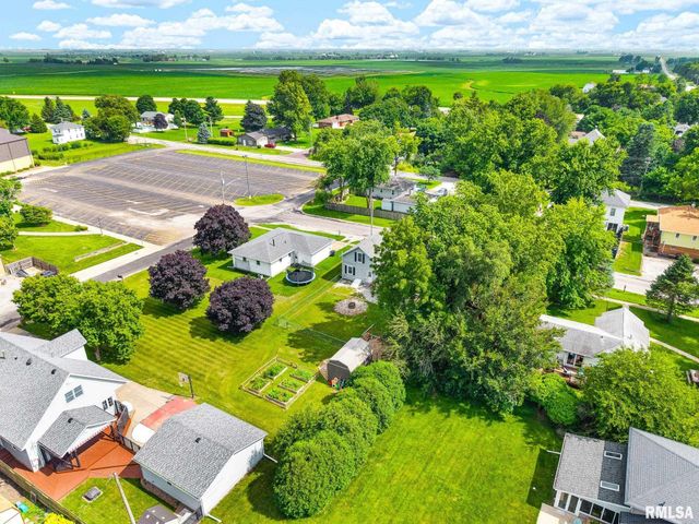 715 E CHATHAM Street, Metamora, IL 61548