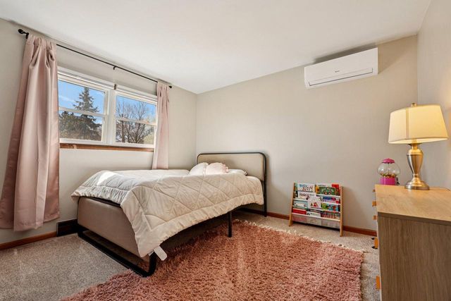 11817 W Grange AVENUE, Hales Corners, WI 53130