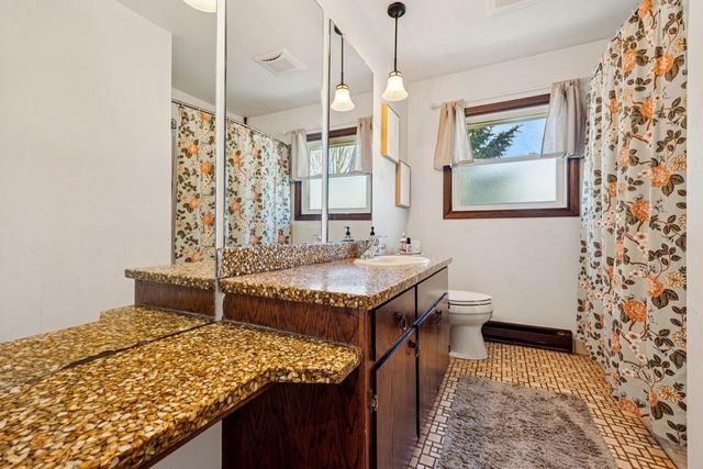 11817 W Grange AVENUE, Hales Corners, WI 53130