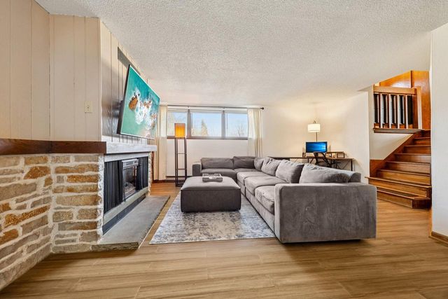 11817 W Grange AVENUE, Hales Corners, WI 53130