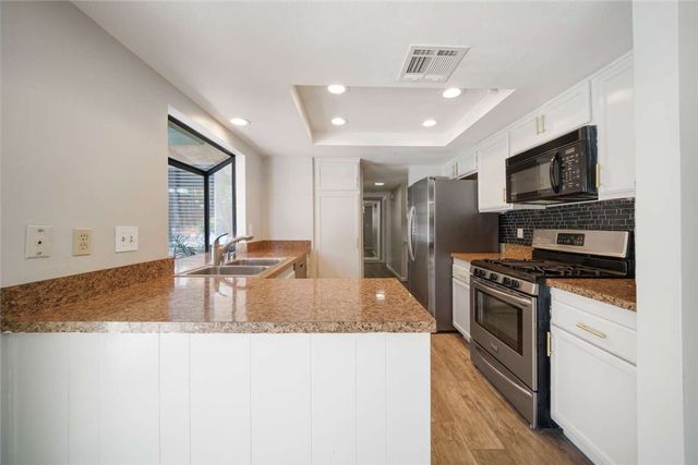 3484 Cherry Blossom Lane, Lake Elsinore, CA 92530