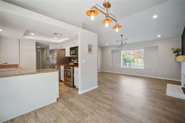 3484 Cherry Blossom Lane, Lake Elsinore, CA 92530