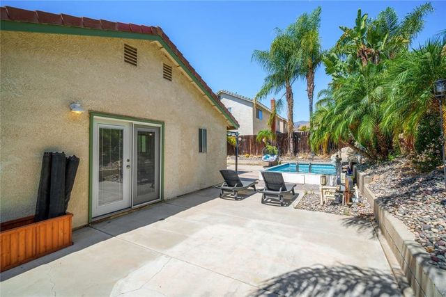 3484 Cherry Blossom Lane, Lake Elsinore, CA 92530