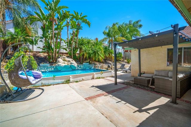 3484 Cherry Blossom Lane, Lake Elsinore, CA 92530