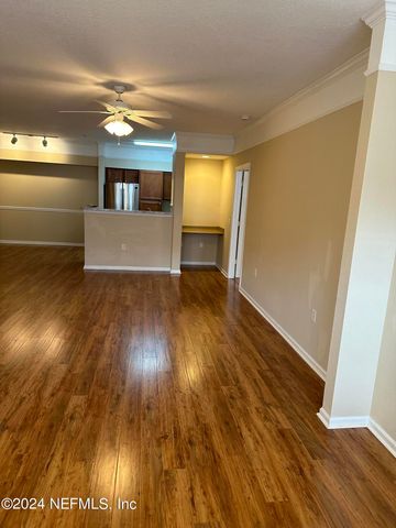 8550 TOUCHTON Road 1323, Jacksonville, FL 32216