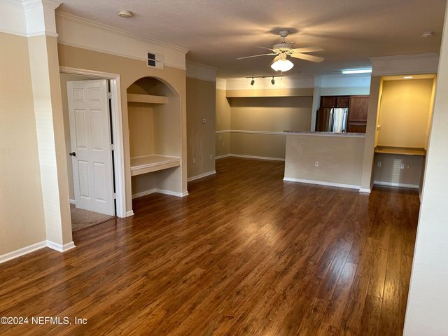 8550 TOUCHTON Road 1323, Jacksonville, FL 32216