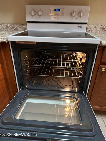 8550 TOUCHTON Road 1323, Jacksonville, FL 32216