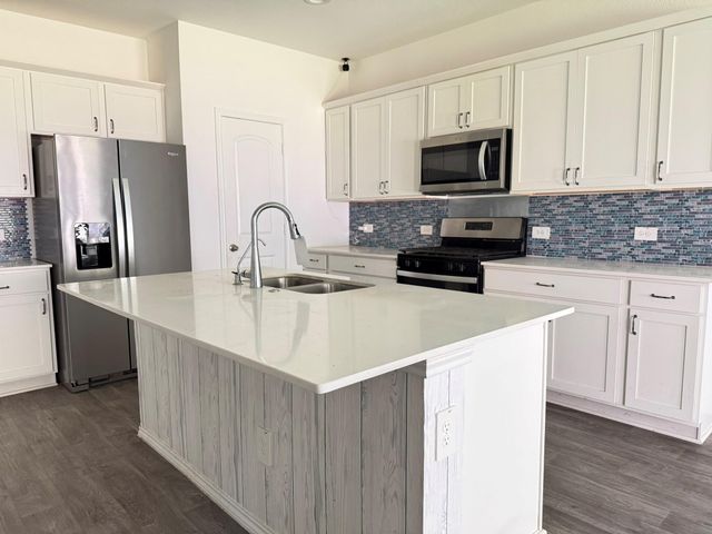 10156 Basil Beebalm Trail, Magnolia, TX 77354