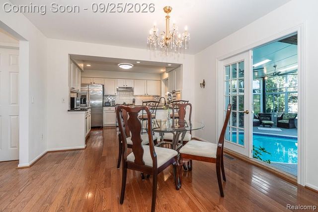 13853 Wellington Drive, Sterling Heights, MI 48313