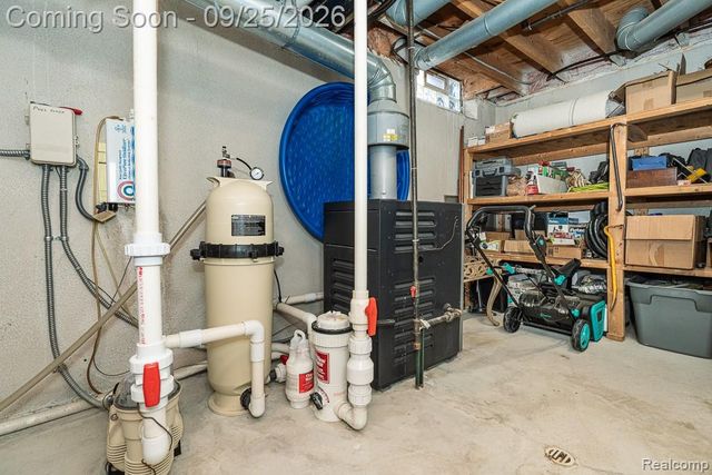 13853 Wellington Drive, Sterling Heights, MI 48313