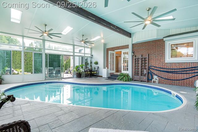 13853 Wellington Drive, Sterling Heights, MI 48313