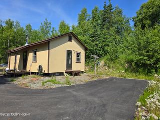 5932 S Saquonee Street, Big Lake, AK 99652