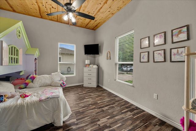 2206 Drake Street, Caddo Mills, TX 75135