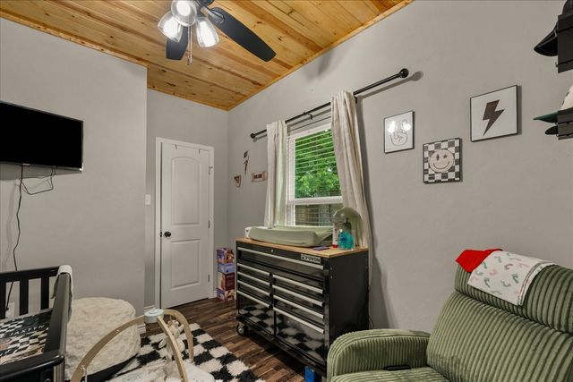 2206 Drake Street, Caddo Mills, TX 75135