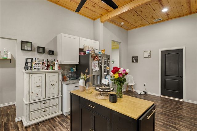 2206 Drake Street, Caddo Mills, TX 75135