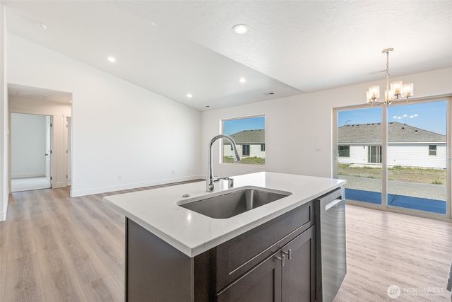 312 N Montana Street, Moses Lake, WA 98837