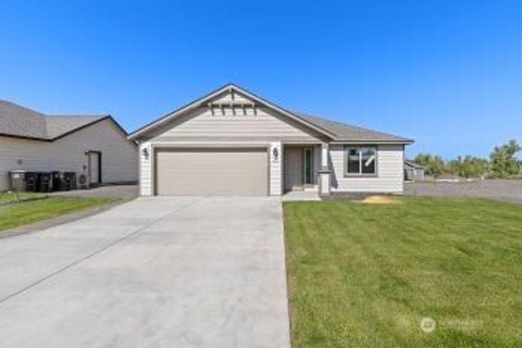 312 N Montana Street, Moses Lake, WA 98837