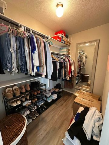 302 E Southpointe Avenue, Rogers, AR 72758