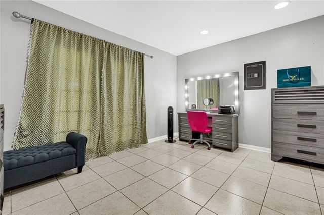 10010 Valley Park Drive, Houston, TX 77078